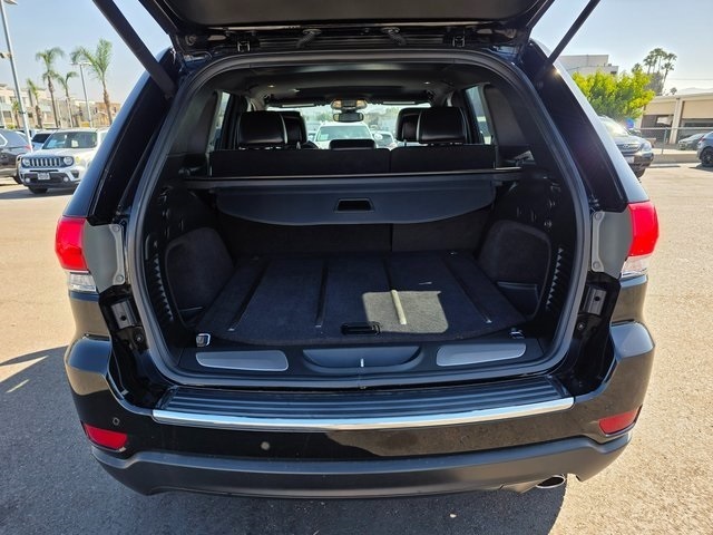Vehicle image 10 of 41