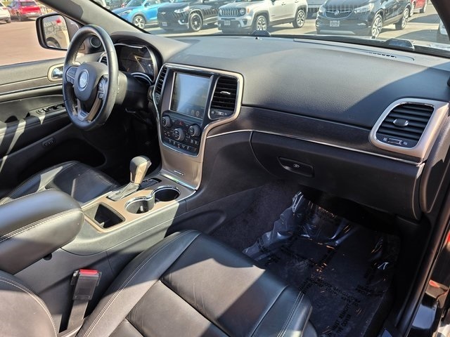 Vehicle image 18 of 41