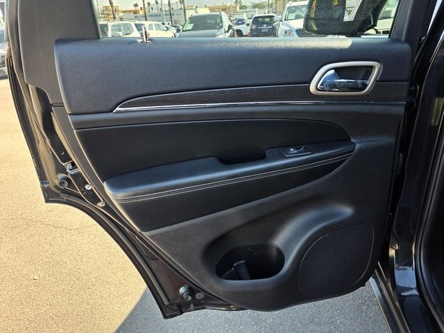 Vehicle image 29 of 41