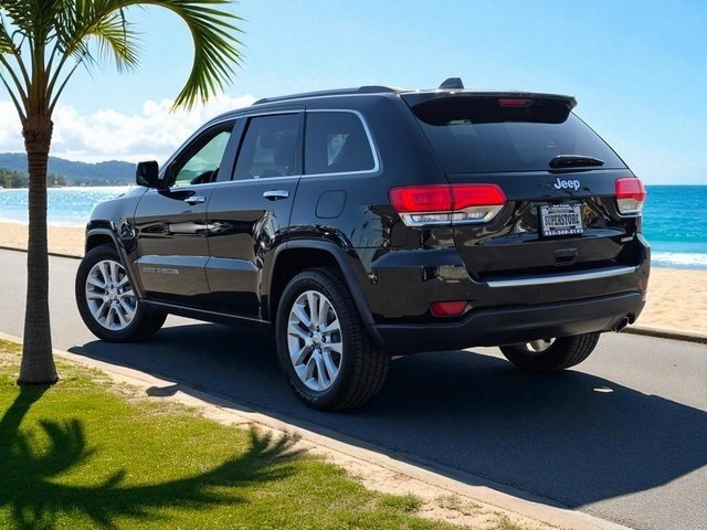 Vehicle image 7 of 41