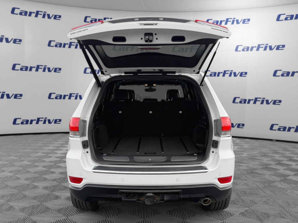Vehicle image 11 of 35