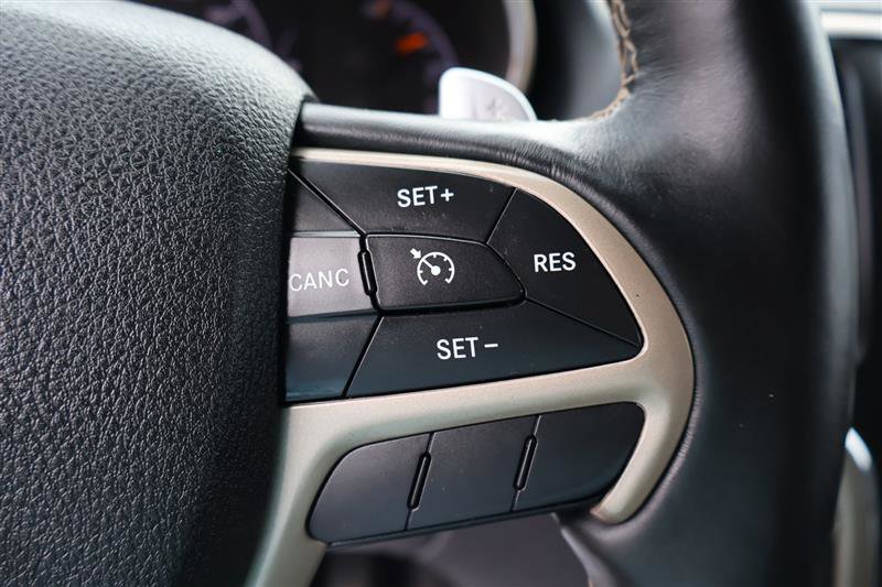 Vehicle image 20 of 36