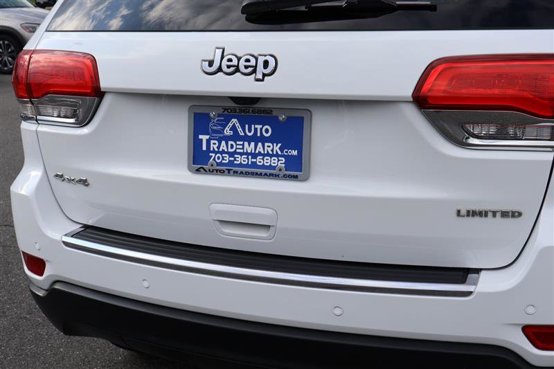 Vehicle image 10 of 36