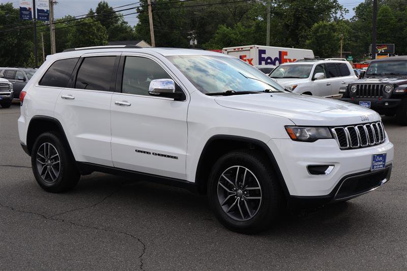 Vehicle image 4 of 36