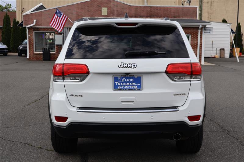 Vehicle image 7 of 36