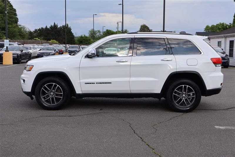 Vehicle image 9 of 36