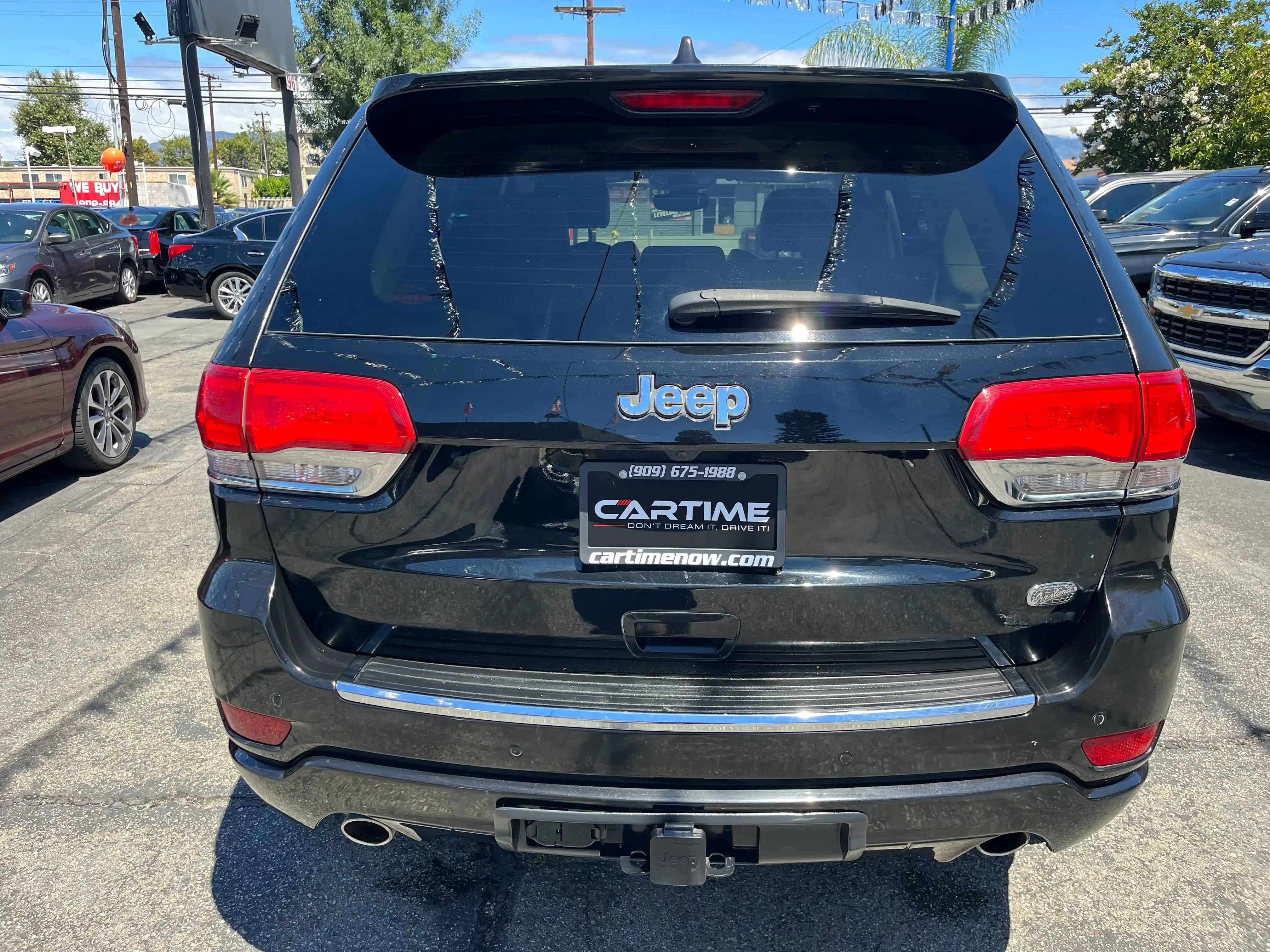 Vehicle image 47 of 57