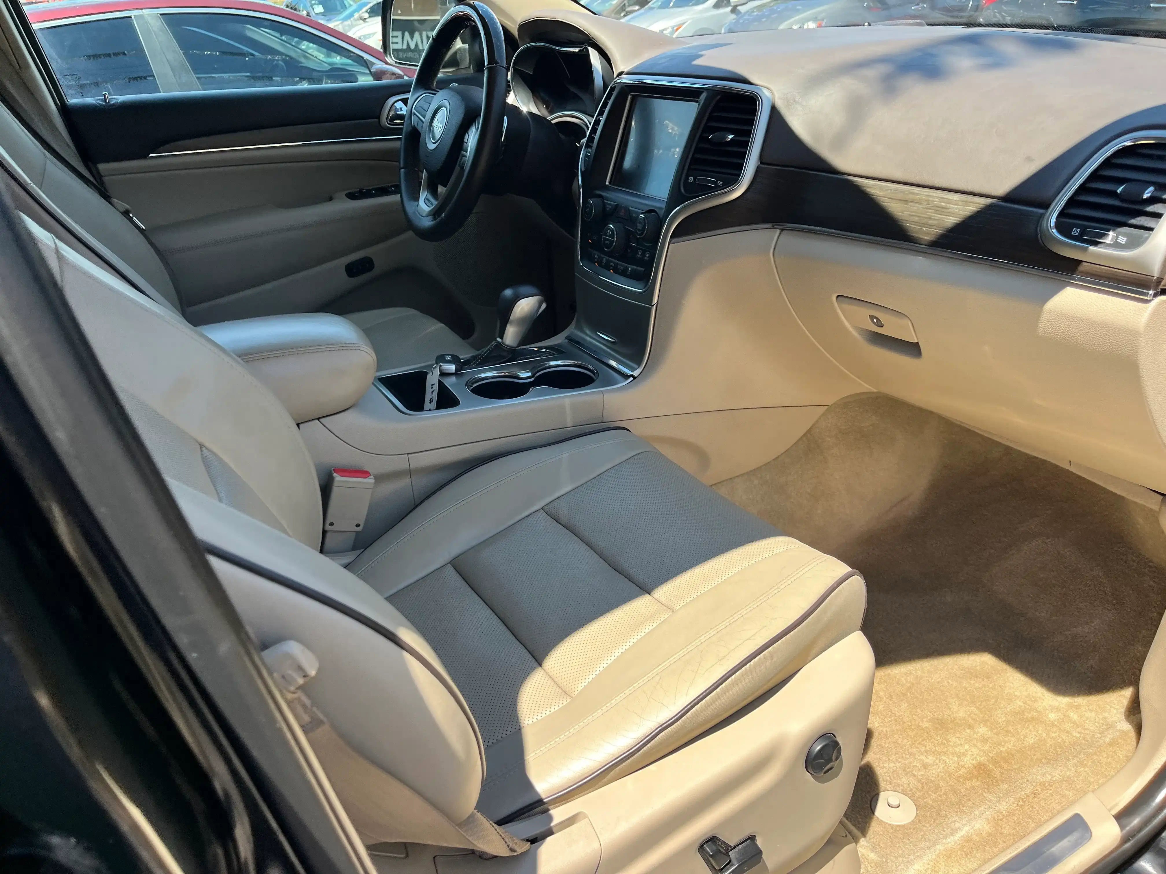Vehicle image 50 of 57