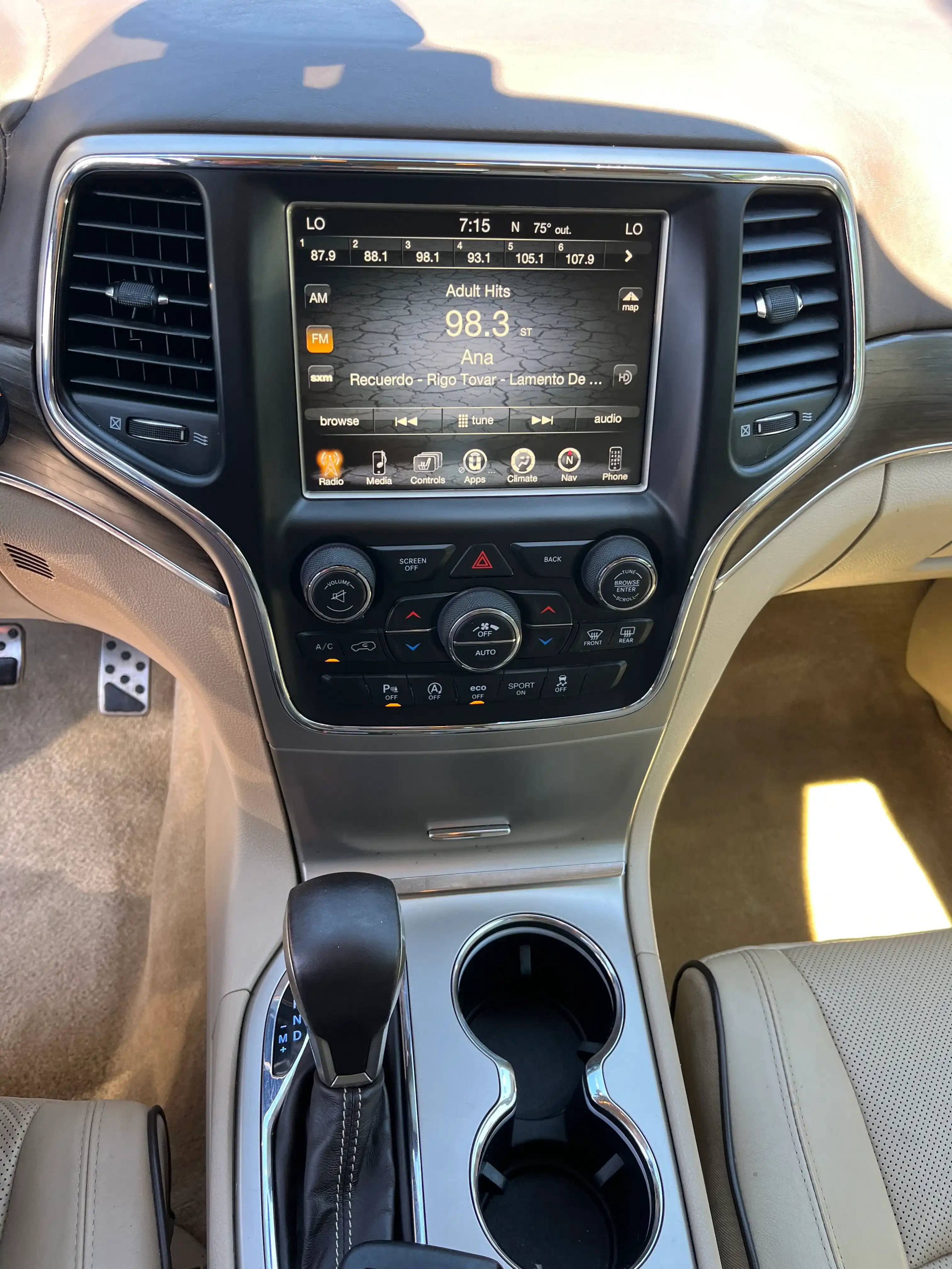 Vehicle image 45 of 57
