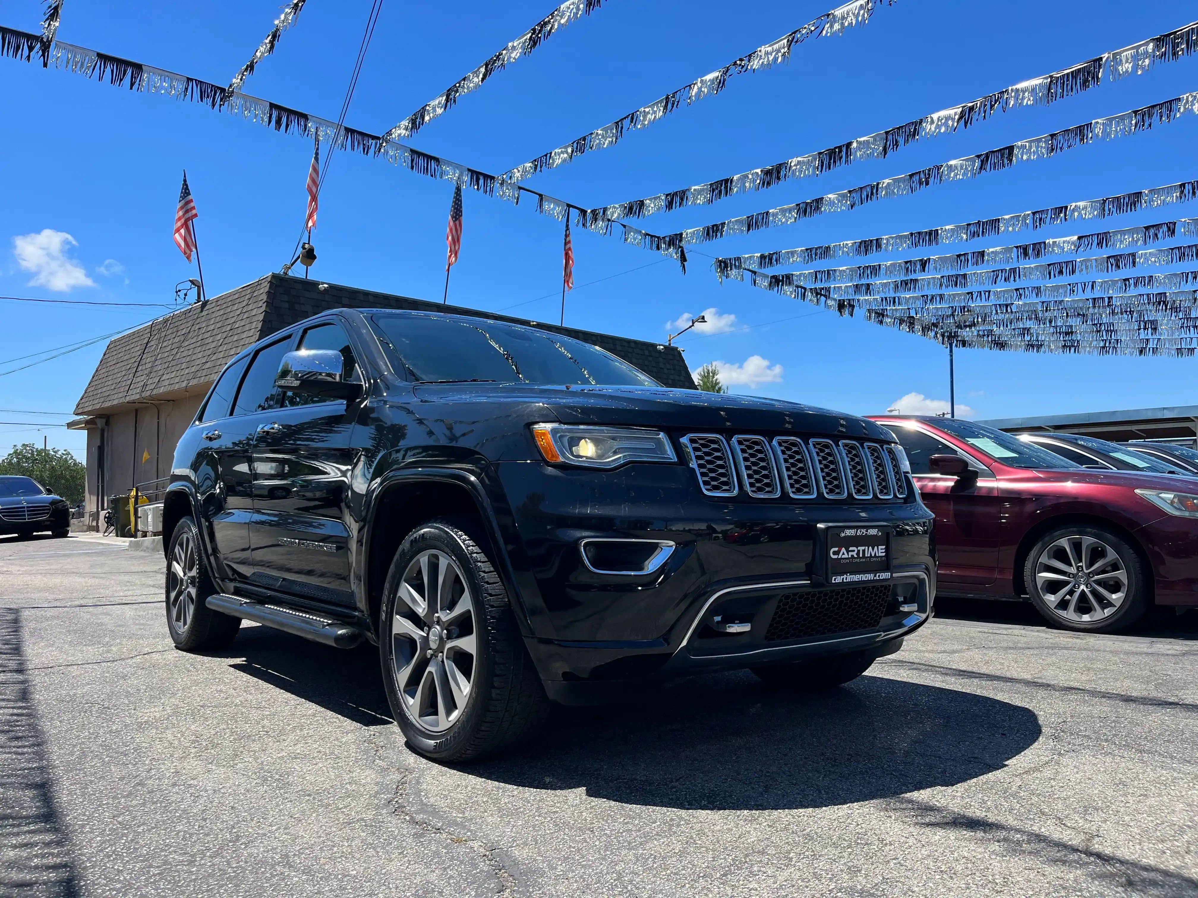 Vehicle image 8 of 57