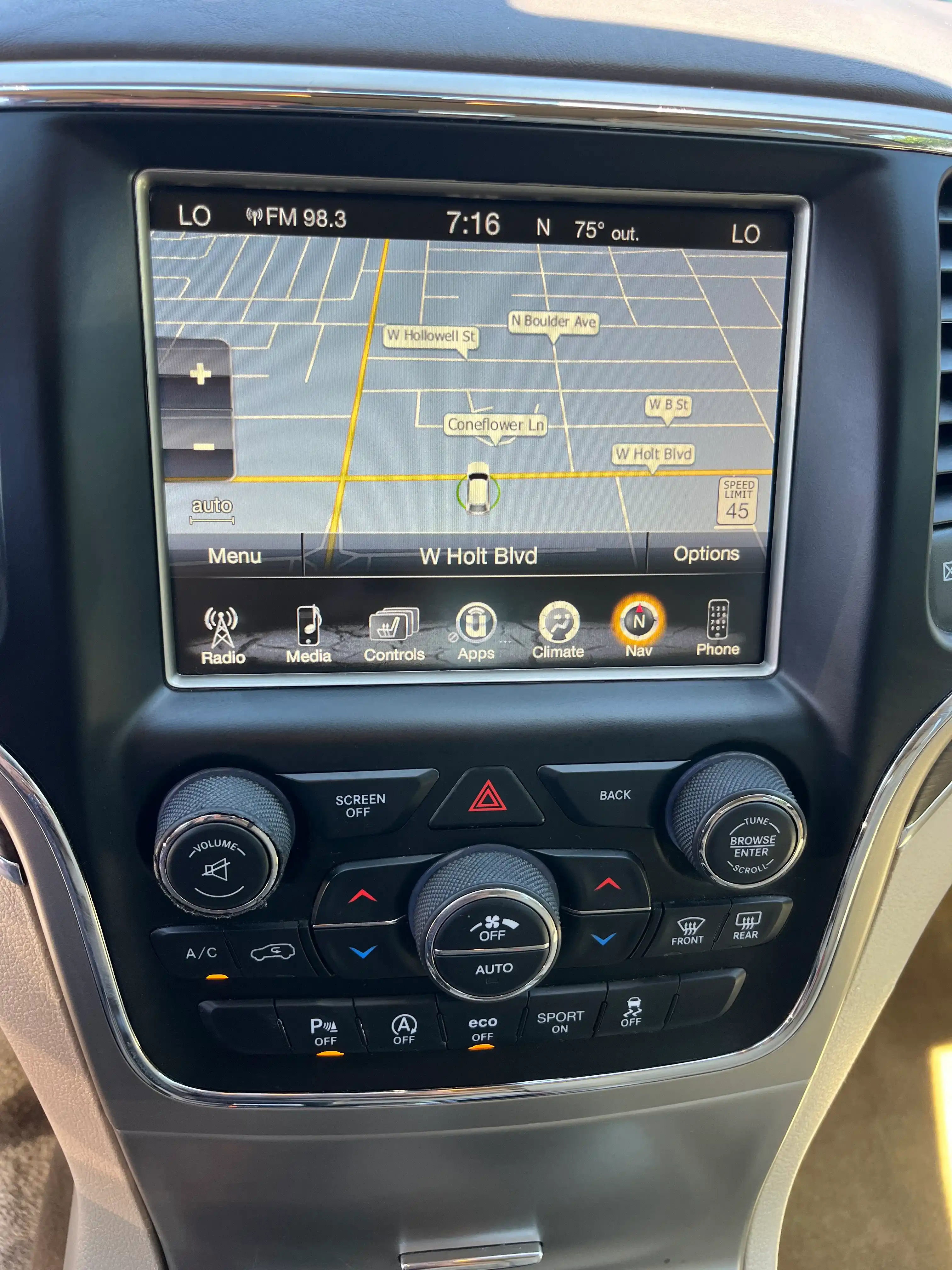 Vehicle image 36 of 57