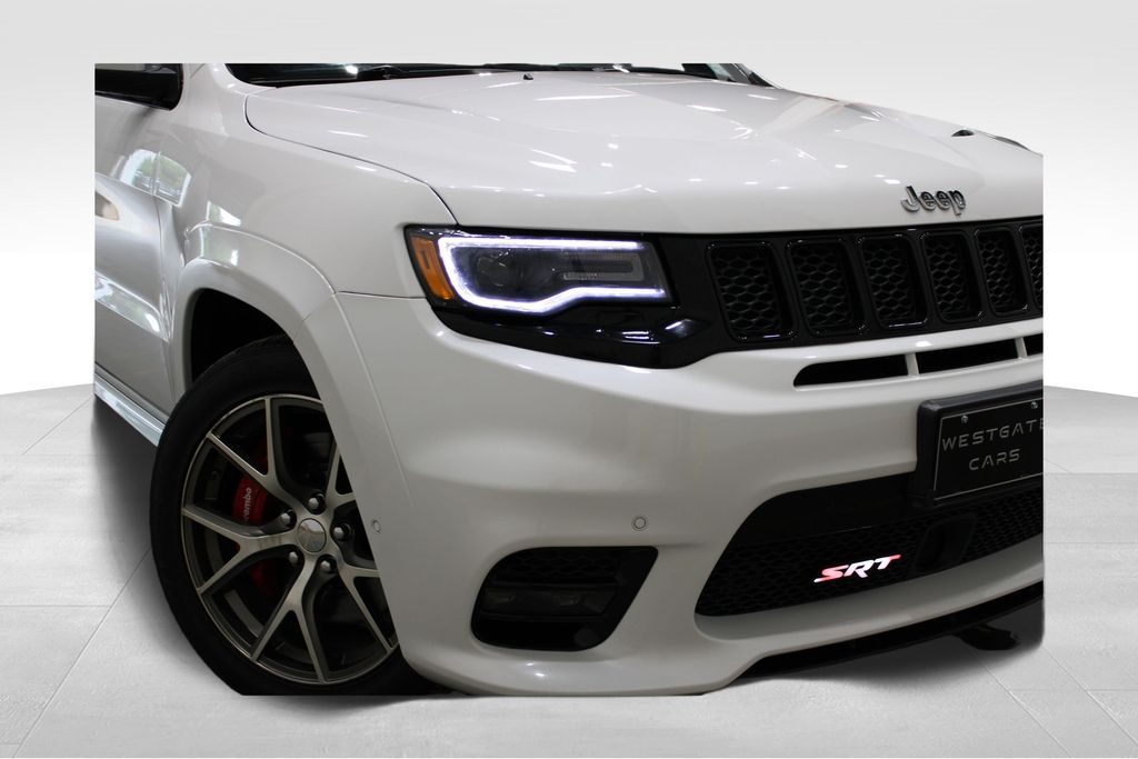 Vehicle image 43 of 49