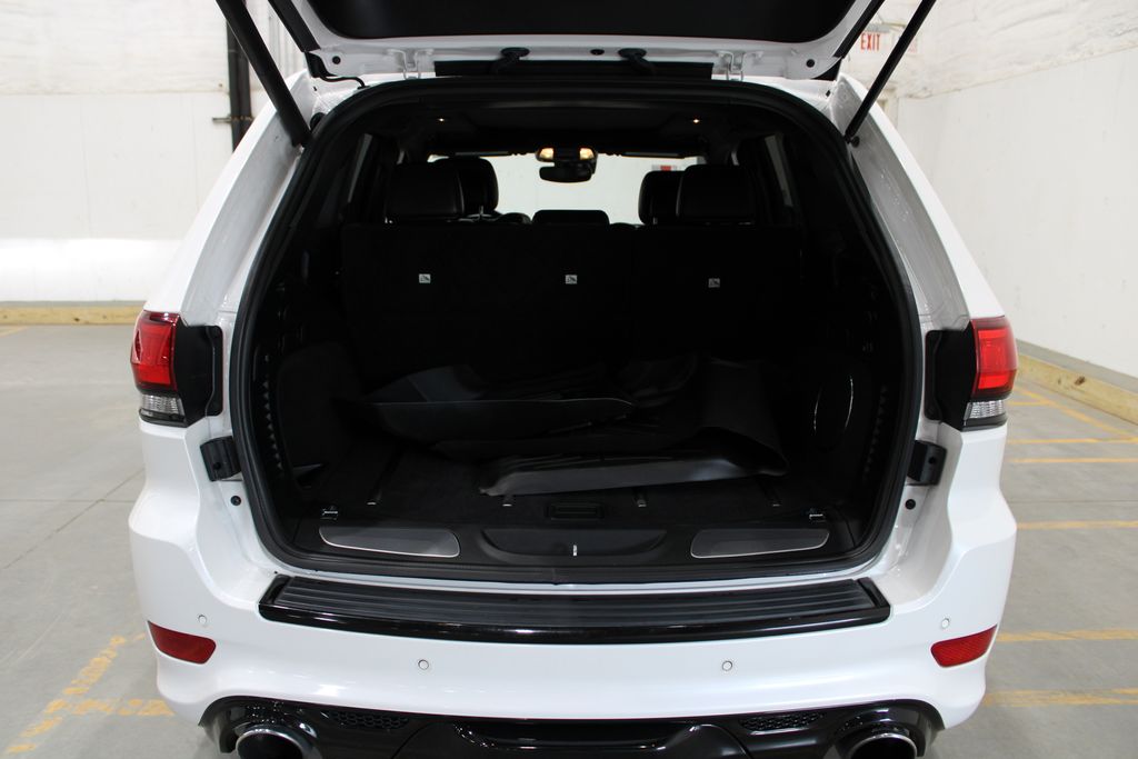 Vehicle image 13 of 49