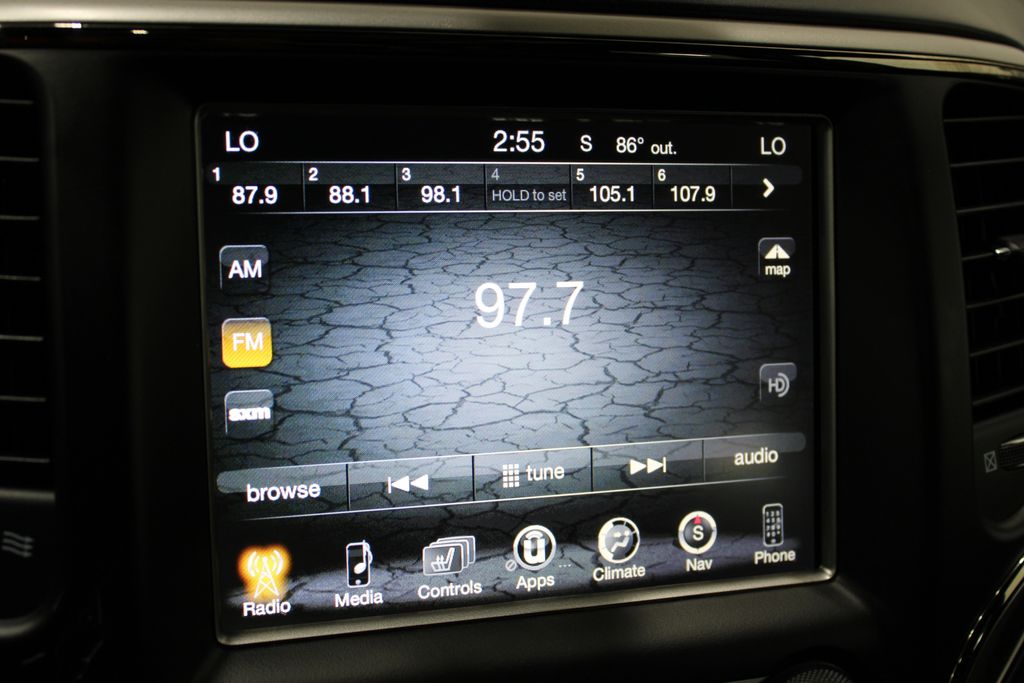 Vehicle image 29 of 49