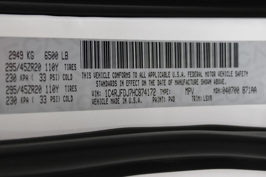Vehicle image 20 of 49
