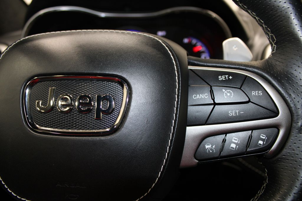 Vehicle image 24 of 49