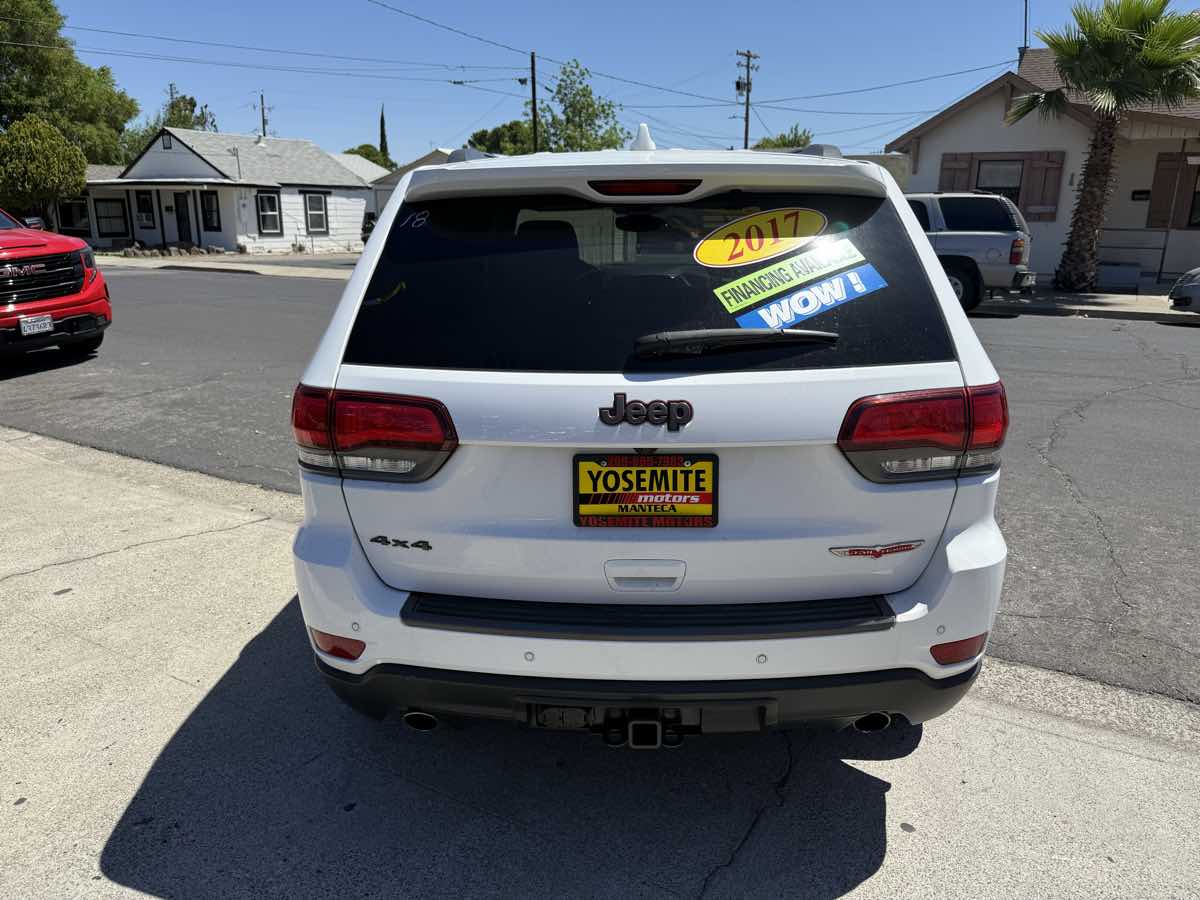 Vehicle image 5 of 22