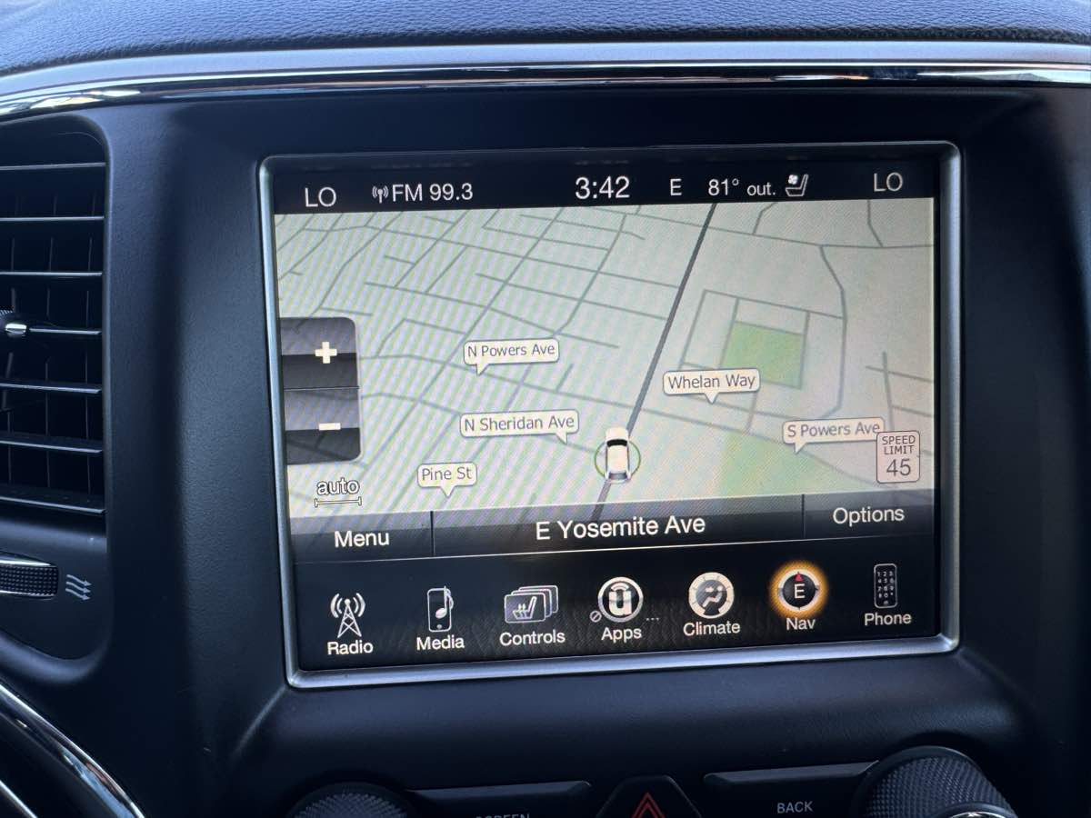 Vehicle image 20 of 22