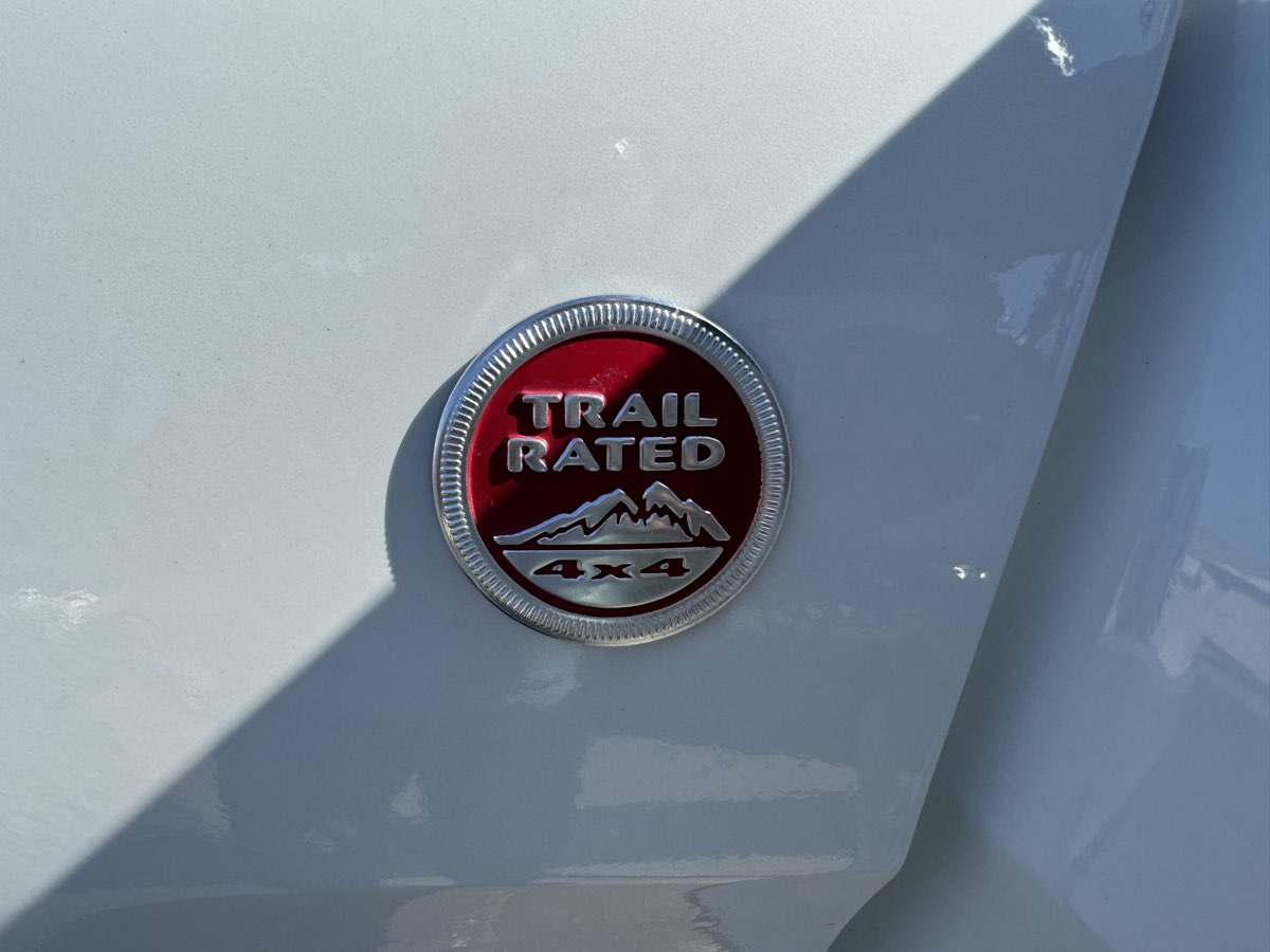 Vehicle image 16 of 22