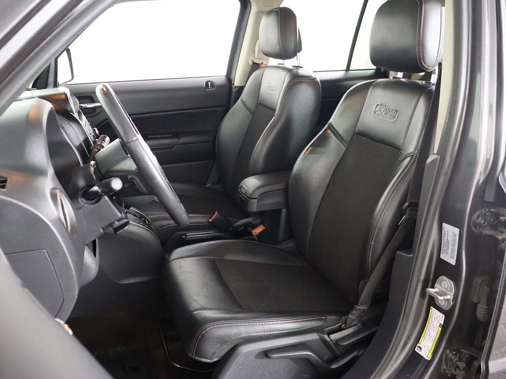 2017 Jeep Patriot 75th Anniversary Image 14 of 44