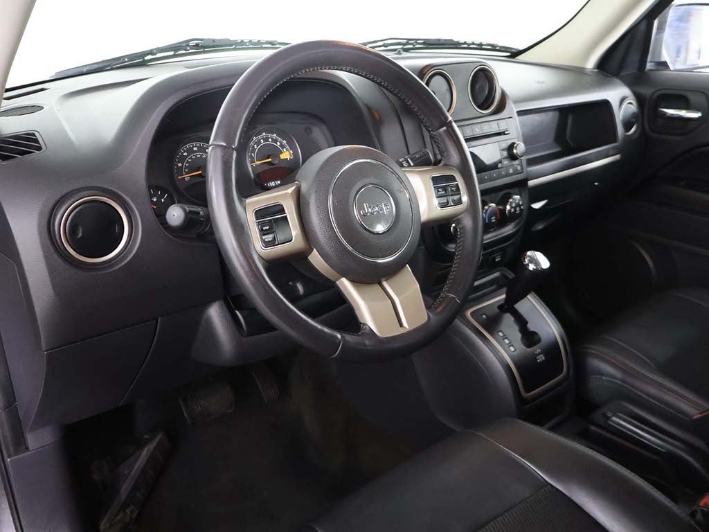 2017 Jeep Patriot 75th Anniversary Image 19 of 44