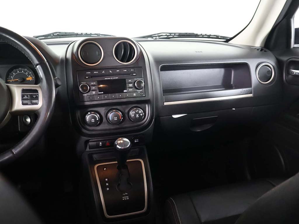 2017 Jeep Patriot 75th Anniversary Image 21 of 44