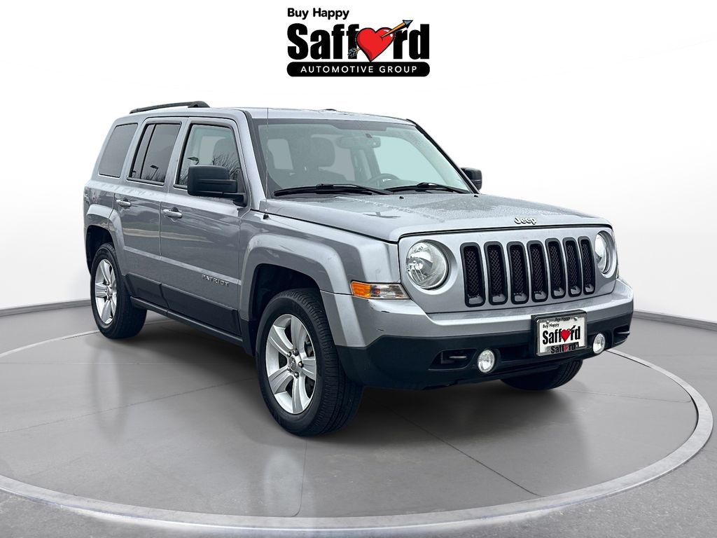 2017 Jeep Patriot Latitude Image 3 of 31
