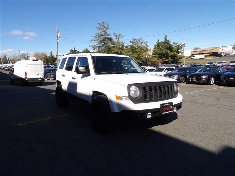 2017 Jeep Patriot Sport Image 2 of 21