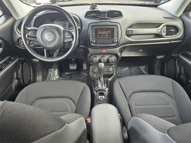 Vehicle image 18 of 43