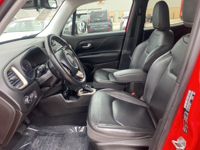 Vehicle image 9 of 34