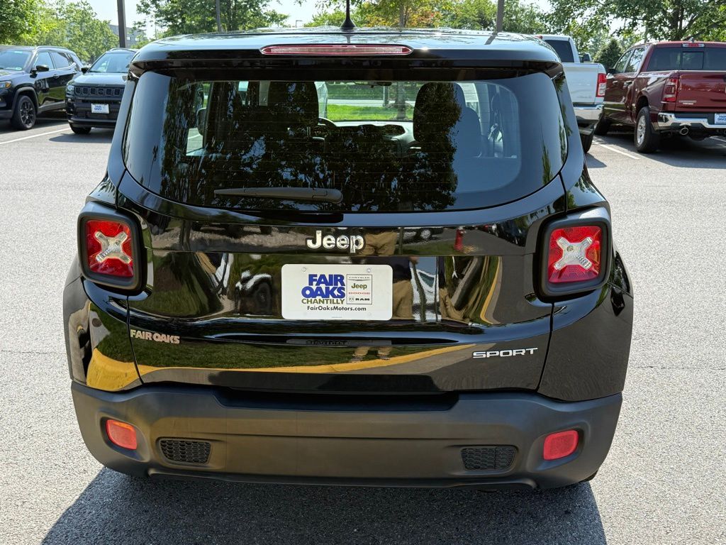 Vehicle image 15 of 29