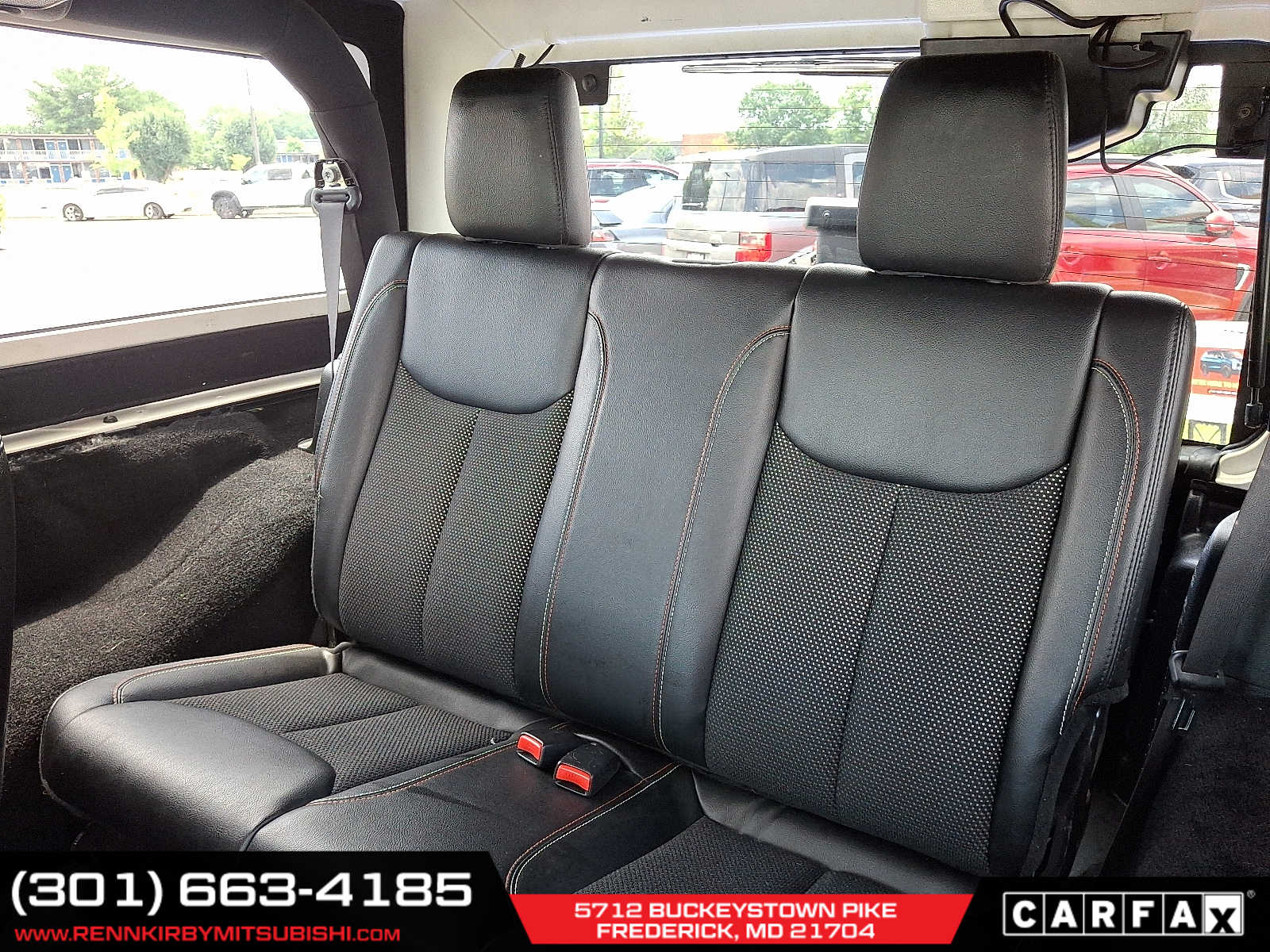 Vehicle image 10 of 30