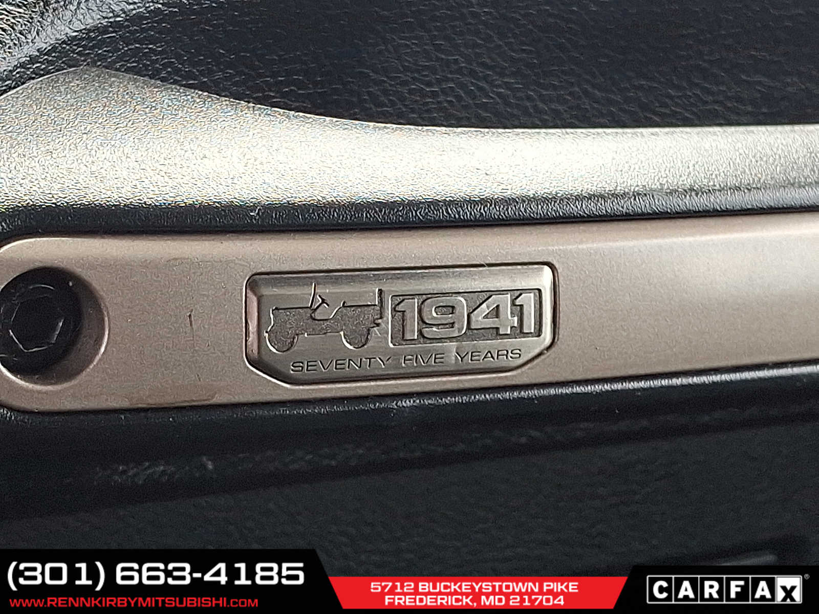 Vehicle image 27 of 30