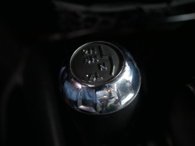 Vehicle image 29 of 36