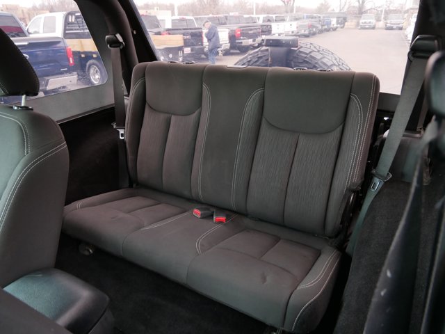 Vehicle image 24 of 36