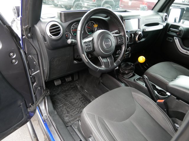 Vehicle image 19 of 36