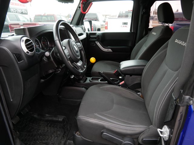 Vehicle image 18 of 36