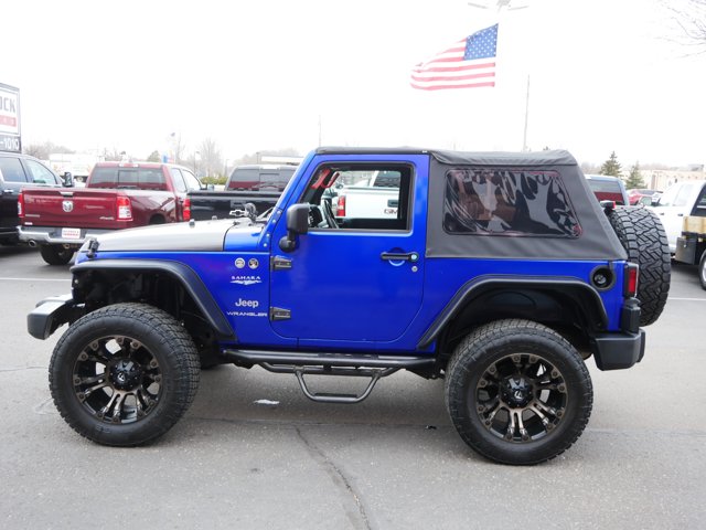 Vehicle image 7 of 36
