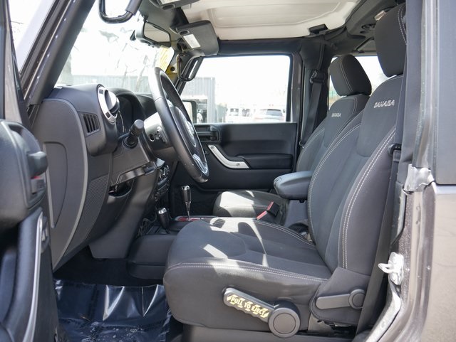 Vehicle image 15 of 31
