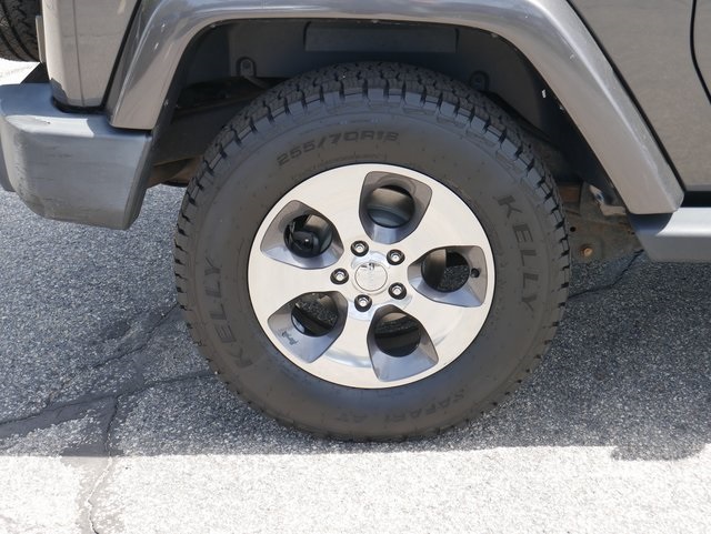 Vehicle image 12 of 31