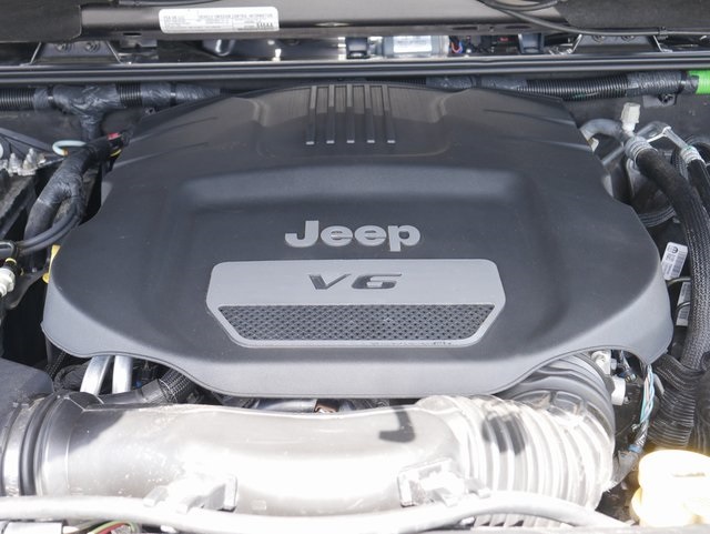 Vehicle image 14 of 31