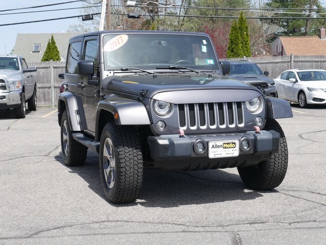 Vehicle image 4 of 31