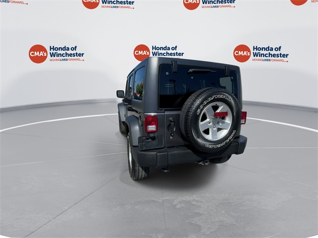 Vehicle image 12 of 33