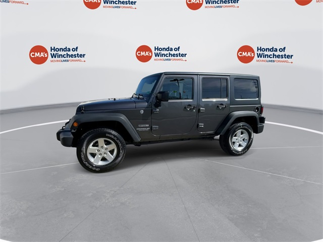 Vehicle image 9 of 33