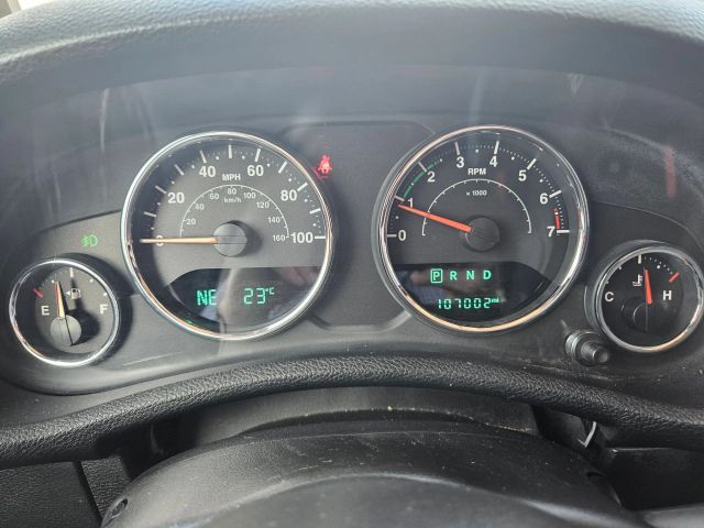 Vehicle image 42 of 65