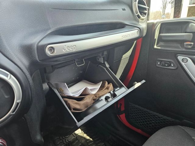 Vehicle image 44 of 65