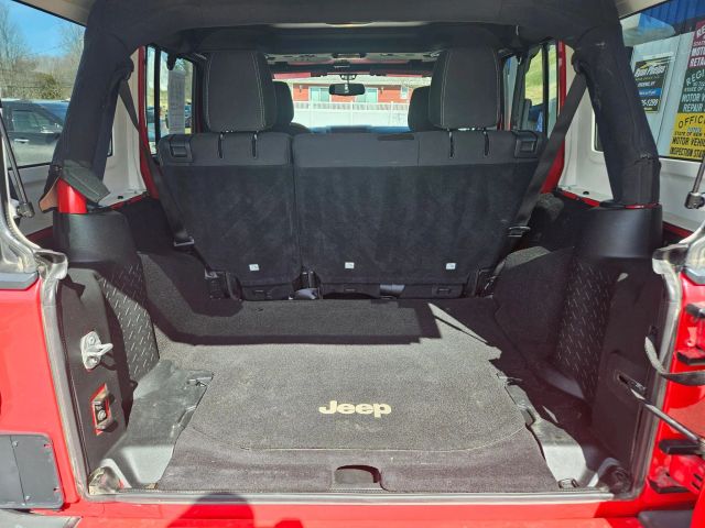Vehicle image 23 of 65