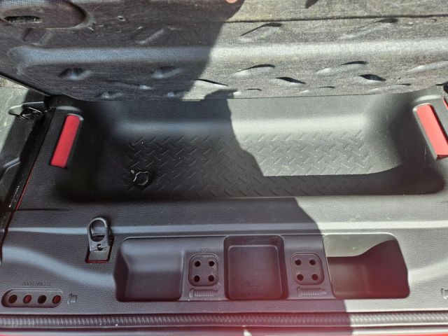 Vehicle image 59 of 65