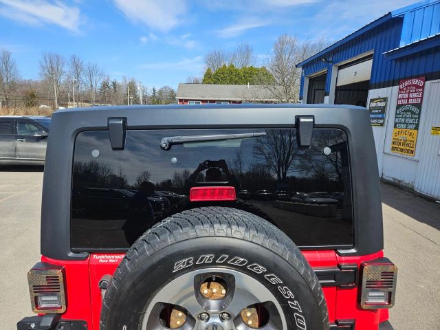 Vehicle image 62 of 65