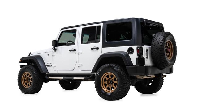 2017 Jeep Wrangler Unlimited Sport Image 1 of 60